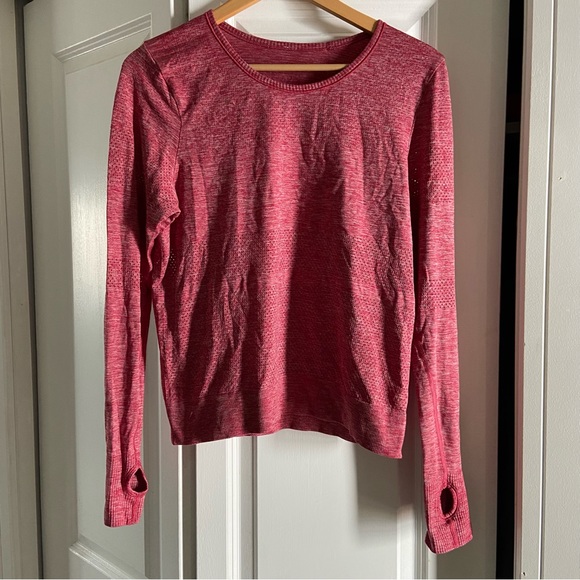 Lululemon Breeze By Long Sleeve
Heathered Cranberry - Picture 2 of 8